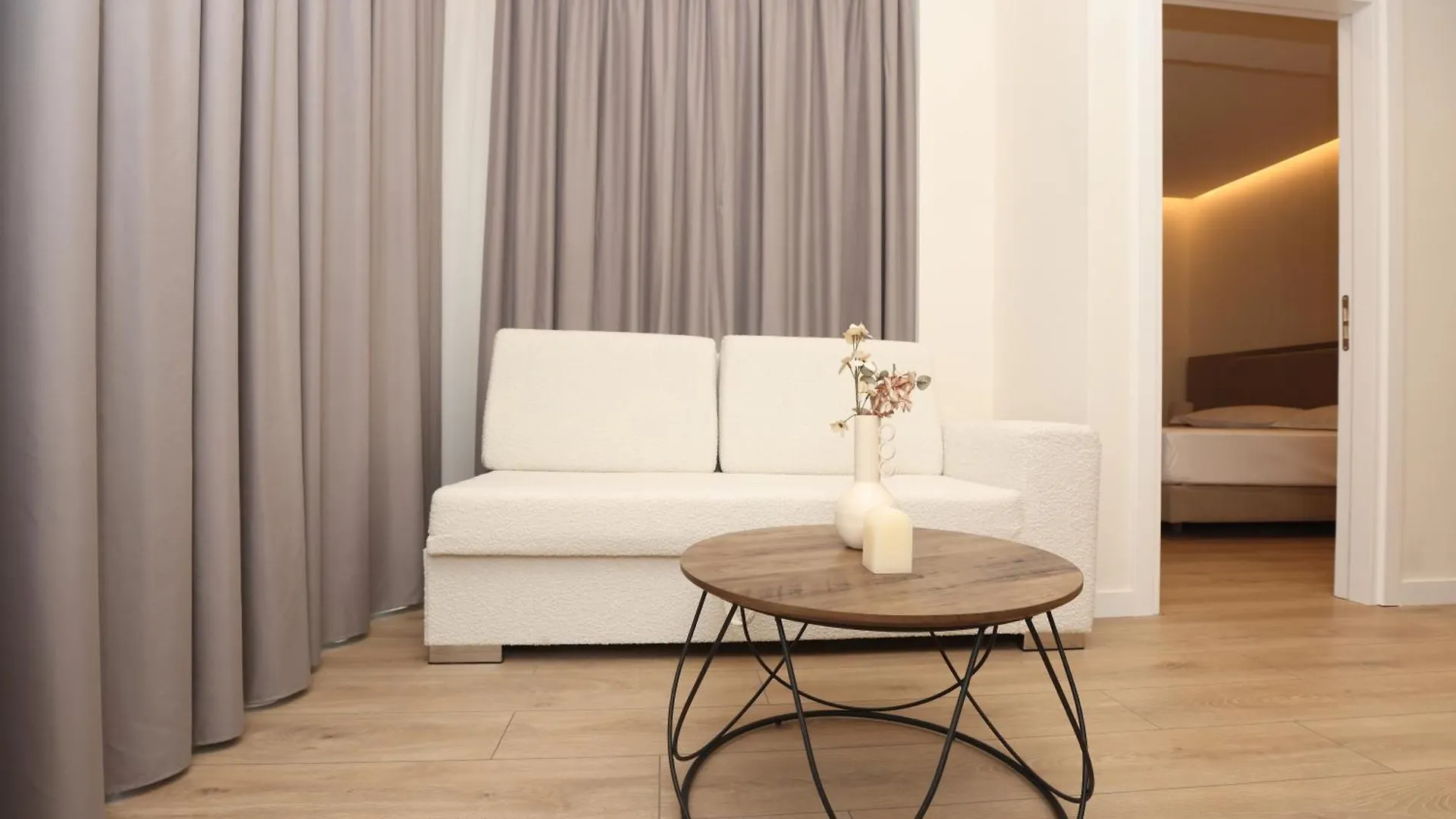 Jon'S Garden Apartments Tirana